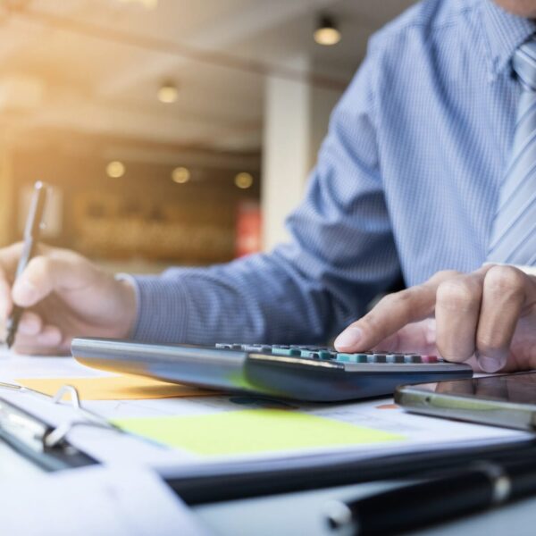 Was verdient ein Steuerberater mit eigener Kanzlei